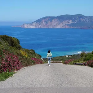 Del Viale , Bacu Abis Italië